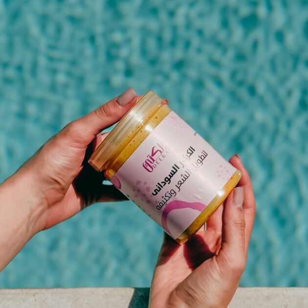 الكركار السوداني لتطويل الشعر وتكثيفه